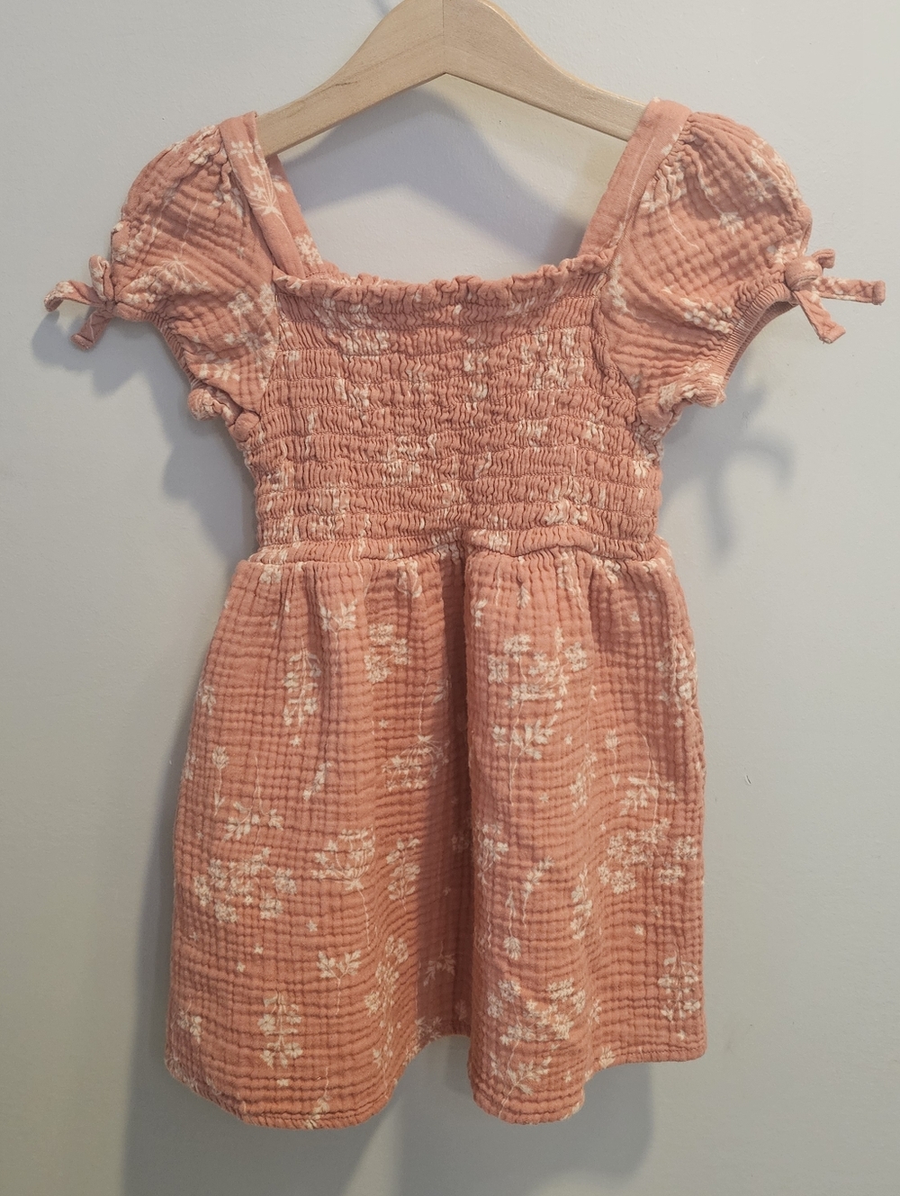 Modern Moments Gerber Peach Floral Smocked Cotton Dress In Size 4T
